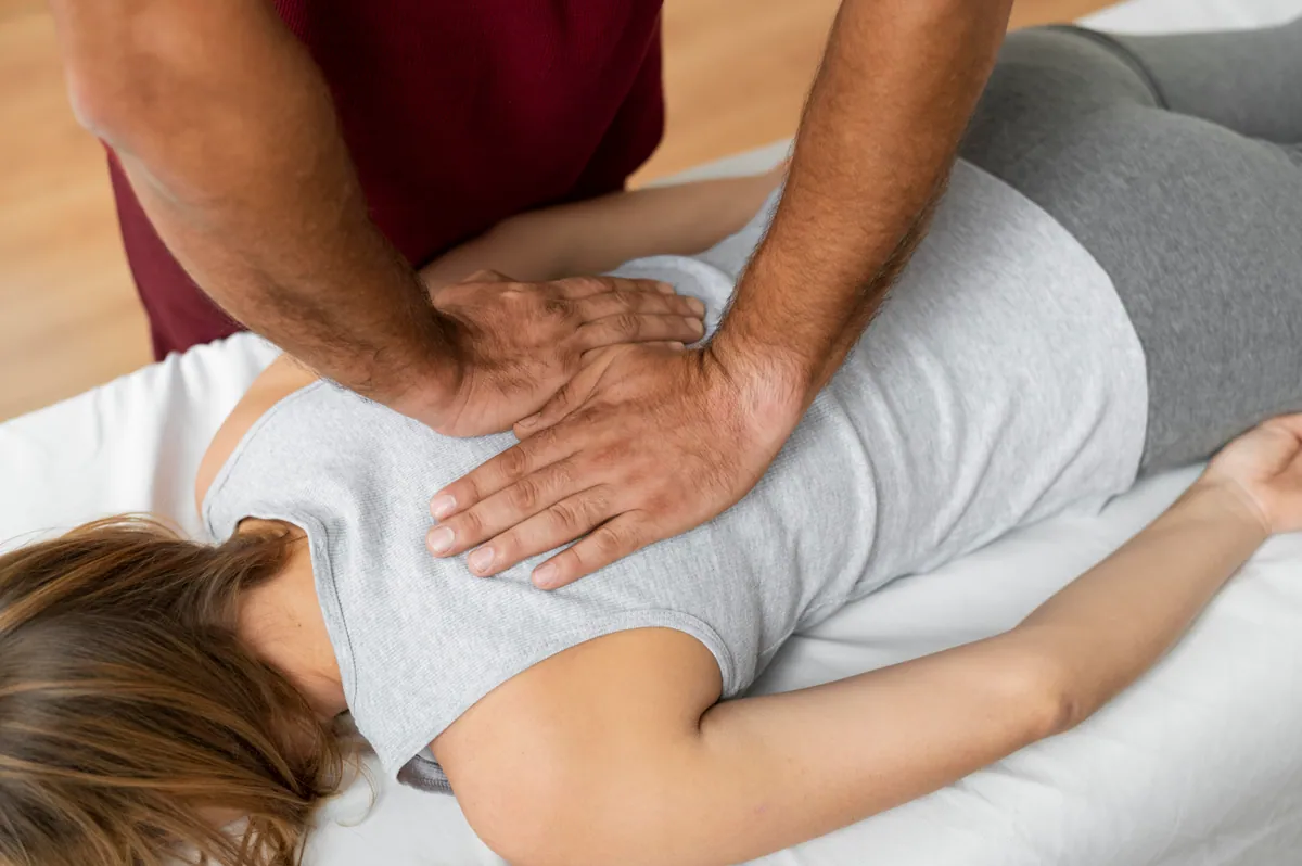 Chiropractor back pain